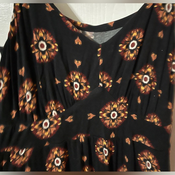 Torrid floral jersey maxi dress - Picture 2 of 4